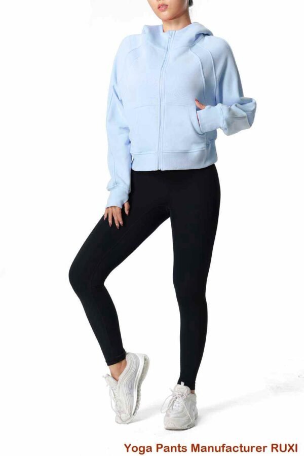 vira spektaklo pantaloneto RUXI