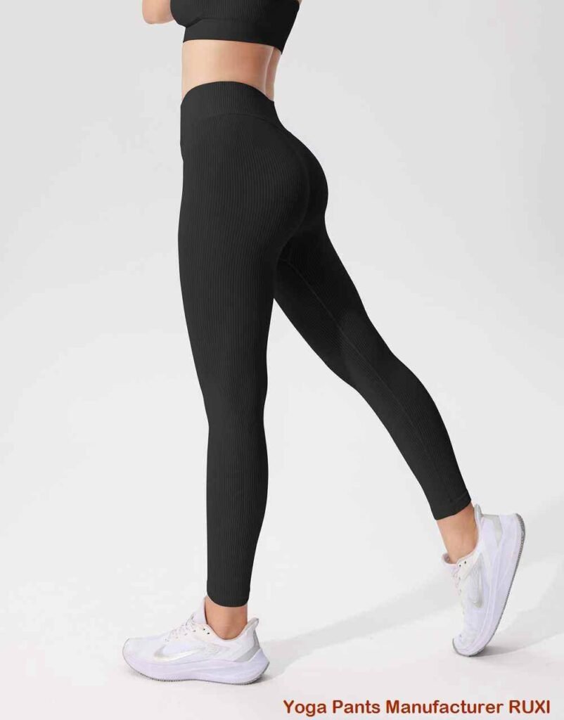 atleta pantaloneto kun spandex