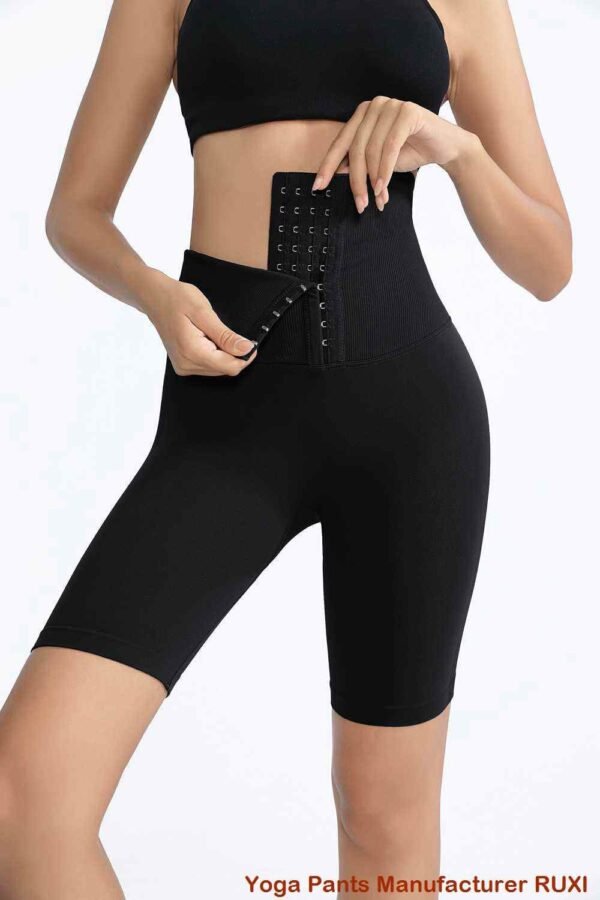 vira 3 coloj kuranta pantaloneto